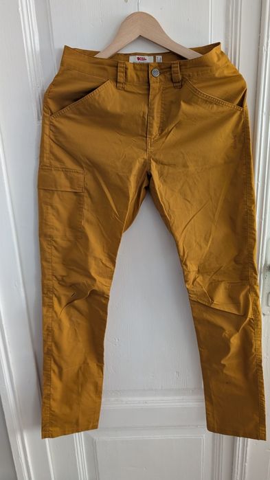 fjallraven pantaloni drumeții