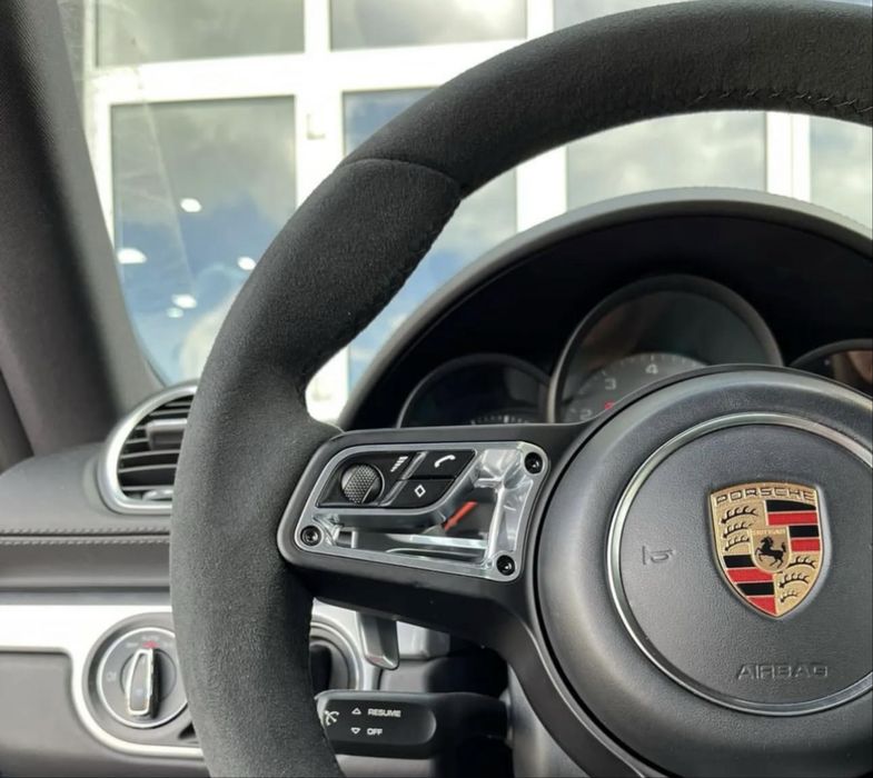 Волани за Porsche