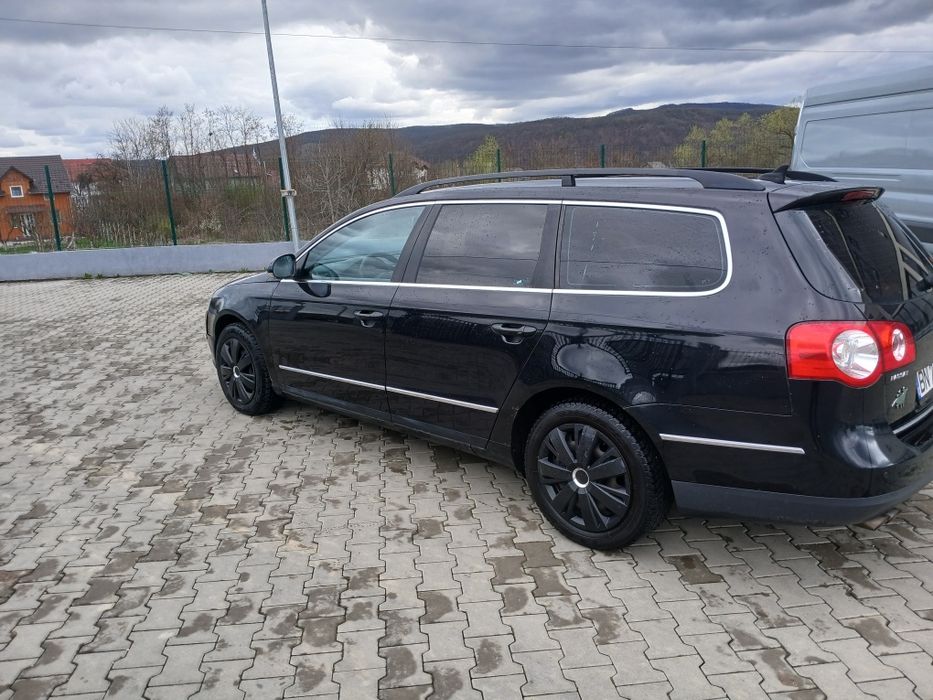 Volkswagen  PASSAT 2010