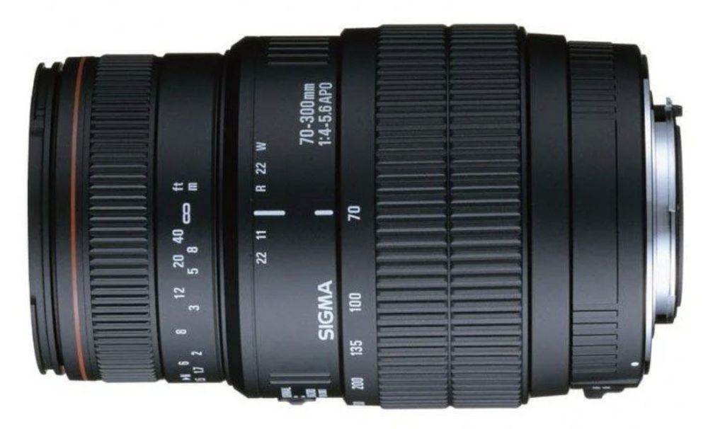 Canon 30d+ Обьектив Sigma  70-300