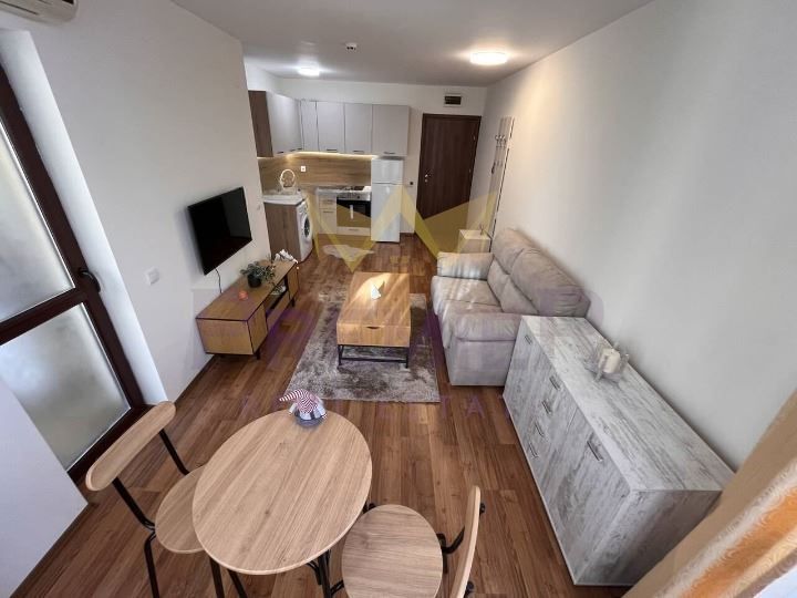 Продава се Двустаен апартамент в к.к. Слънчев бряг - 47 кв.м за 972 €/кв.м - Снимка #5