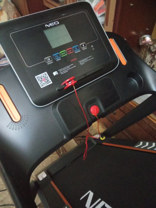 Тренажёр (беговая дорожка)