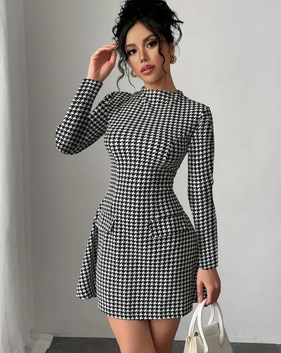 Дамски дрехи в десен пепит