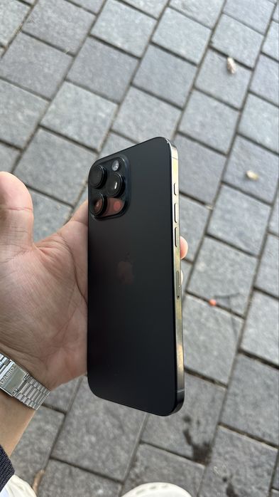 Продам 16 про макс 256гб