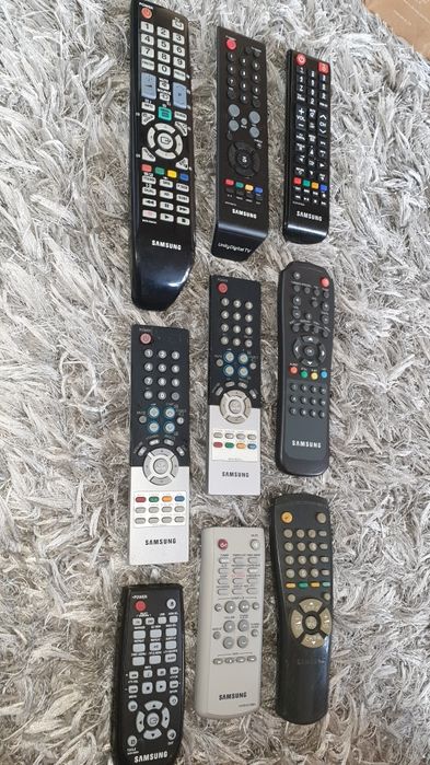 SAMSUNG ТВ Оригинални дистанционни съвместими с вс.модели ТВ -30лв/бр