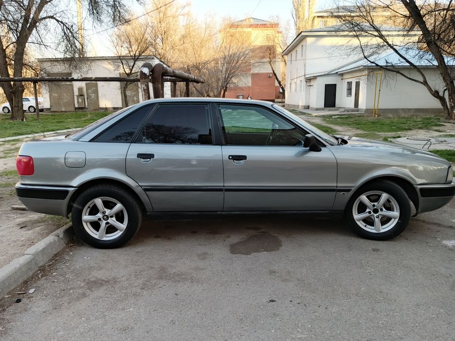 Ауди 80  В4 , 1994 год