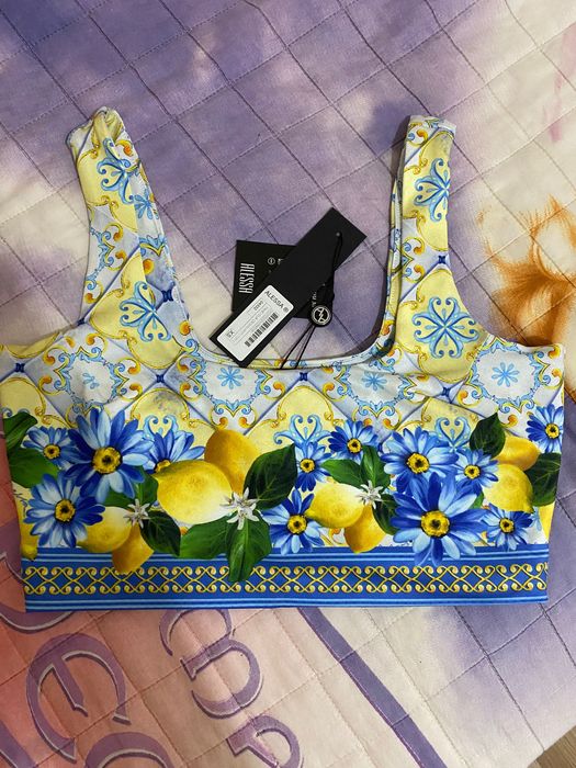 Алеса кроп топ с деколте Промо 40 лв