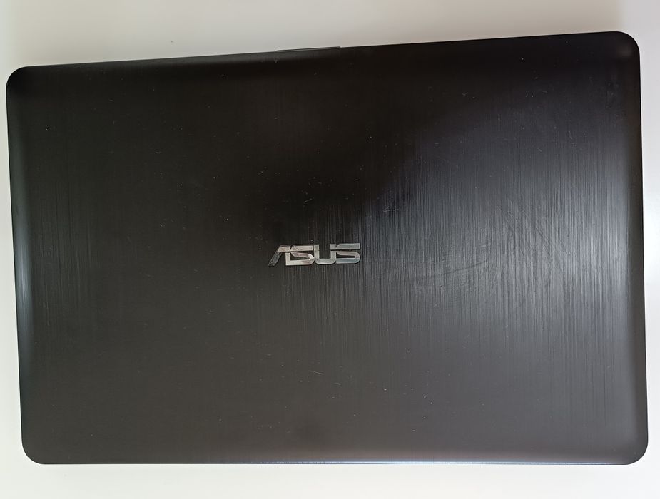 Ноутбук Асус продается