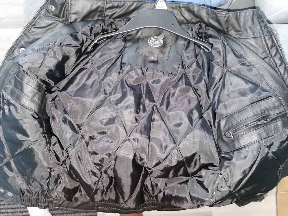 Детско яке Volvo