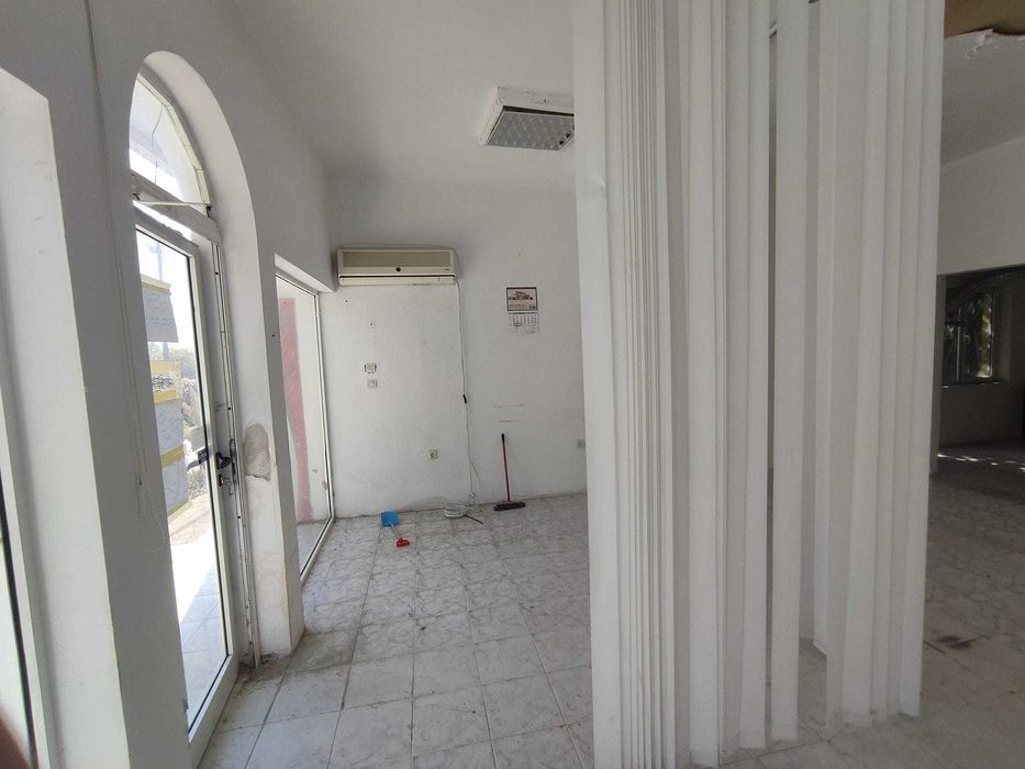 Дава се под наем Промишлена сграда в к.к. Златни пясъци - 52 кв.м за 255 € - Снимка #7