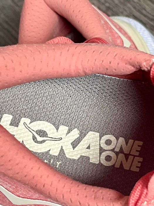 Маратонки Hoka Cavu 3 (розови)