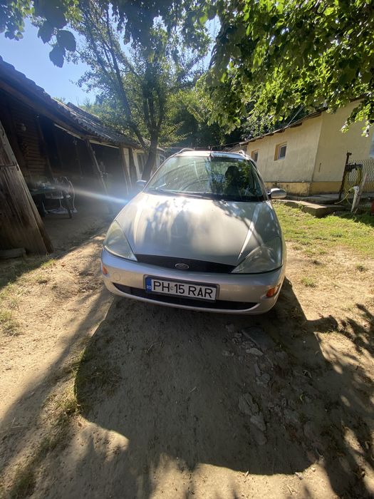 FORD Focus 2001 — imagine 2