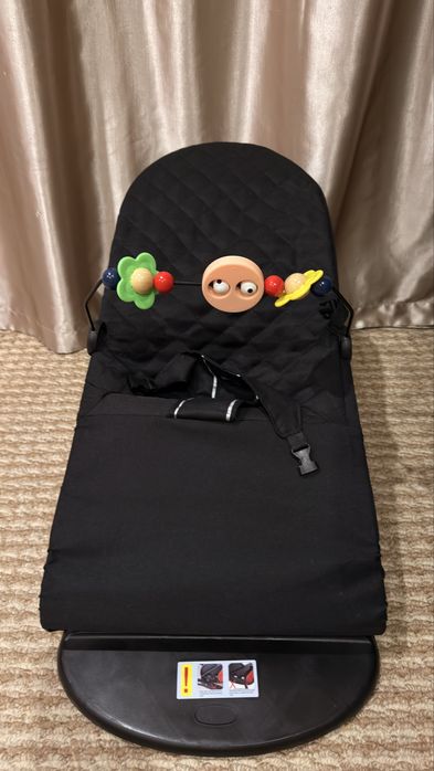 Продам детский шезлонг (качалку)