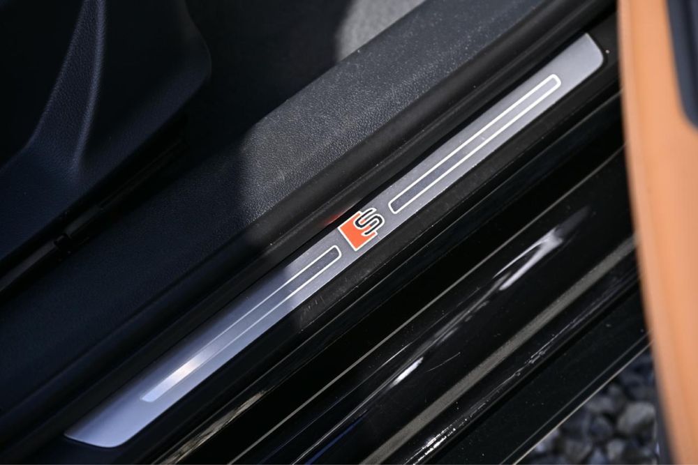 Audi A4 2.0TDI 190CP QUATTRO(4x4) S-line/Matrix/Virtual/Rotor