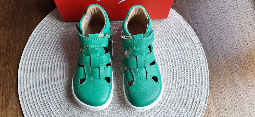 Нови сандали на Geox, Clarks, Primigi, Pablosky - н. 26