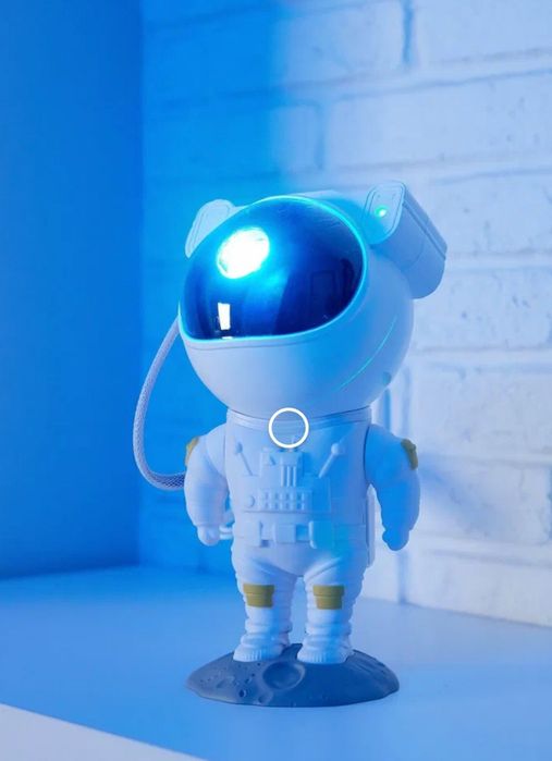 ночник проектор (космонавт звёздное нёбо)