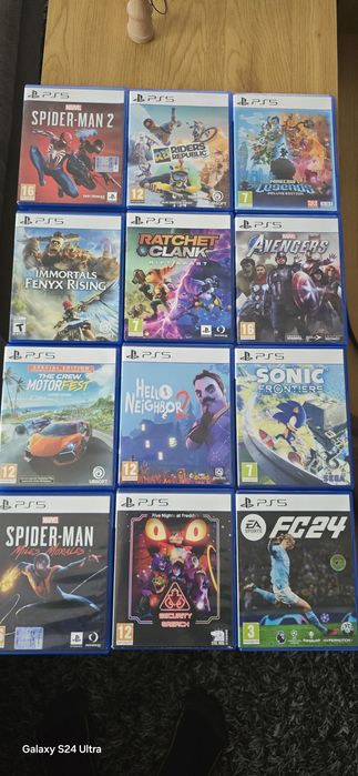 Vand PS 5  perfecta stare 2Tb