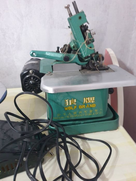 Оверлок продам срочно