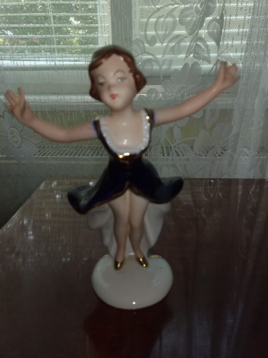 Bibelou portelan rochie cobalt