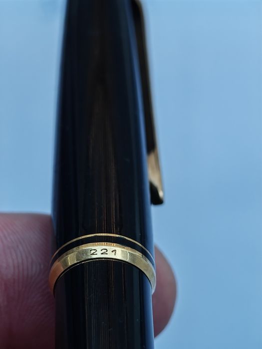 Stilou Montblac peniță aur