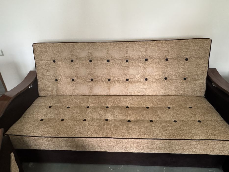 Продаеться Пакистанский мебель