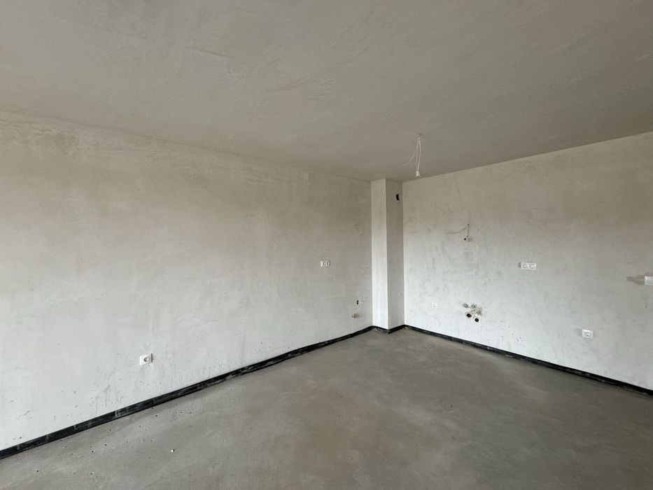 Продава се Тристаен апартамент в София, Център - 109 кв.м за 2156 €/кв.м - Снимка #1