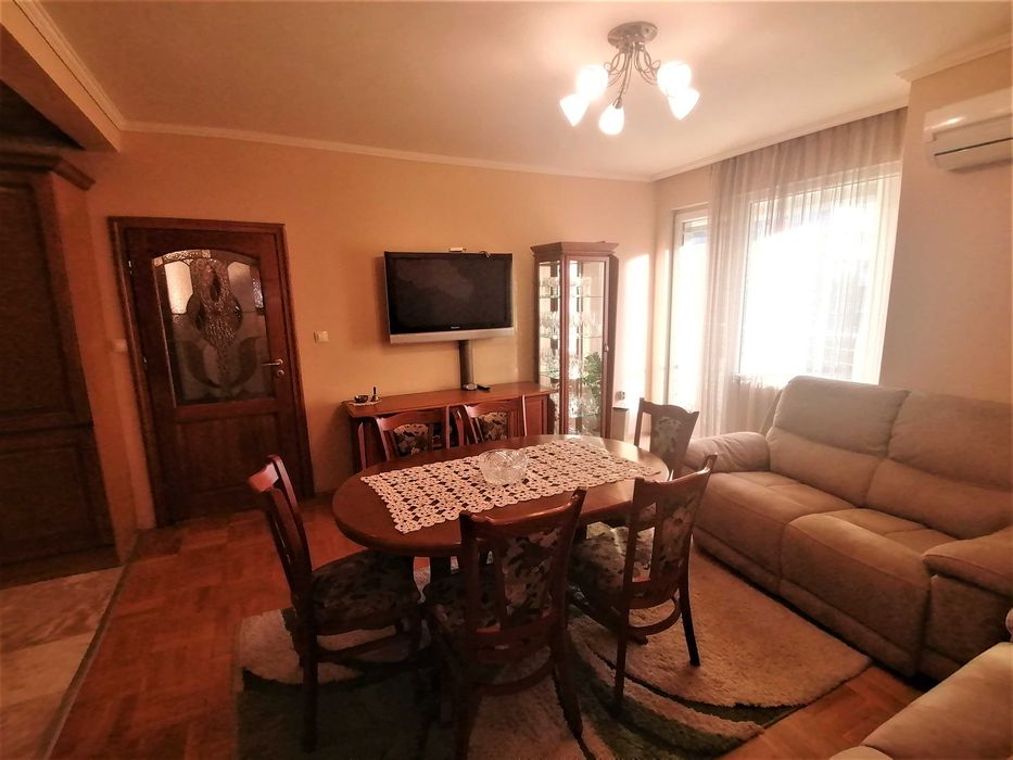 Продава се Тристаен апартамент в Стара Загора, Македонски - 120 кв.м за 1416 €/кв.м - Снимка #1
