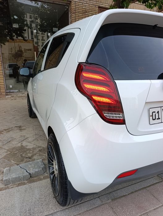 Chevrolet Spark 2018 — 4