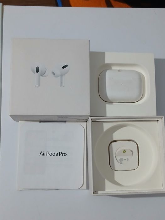 AirPods Pro продаются