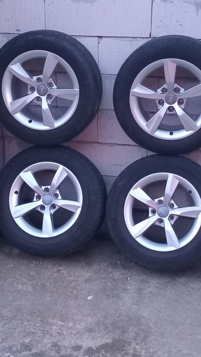 Vând jante Audi Originale  R 16 !