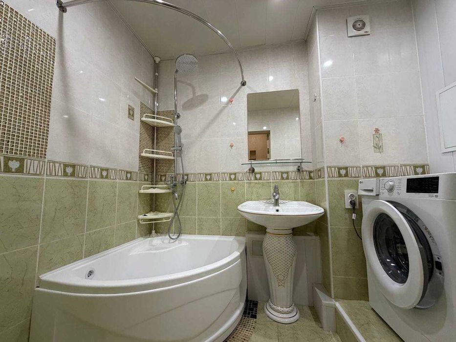 Продается 2-х ком. квартира. Ул. Нукус. Госпитальный рынок.