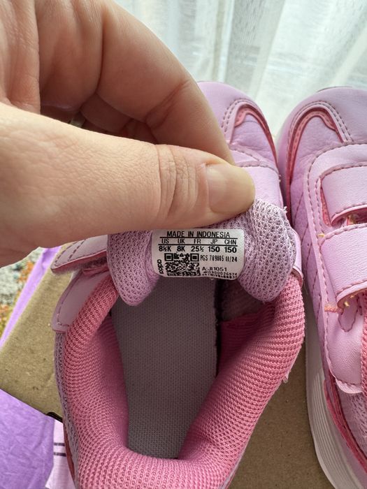 Adidasi fetita marime 25 si 1/2