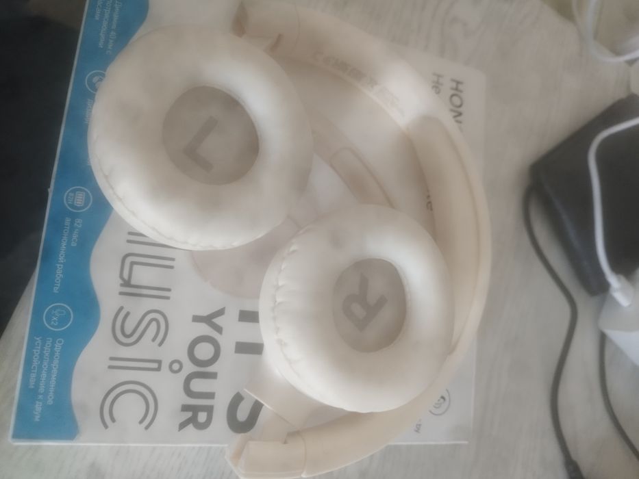 Honor choice headphones lite