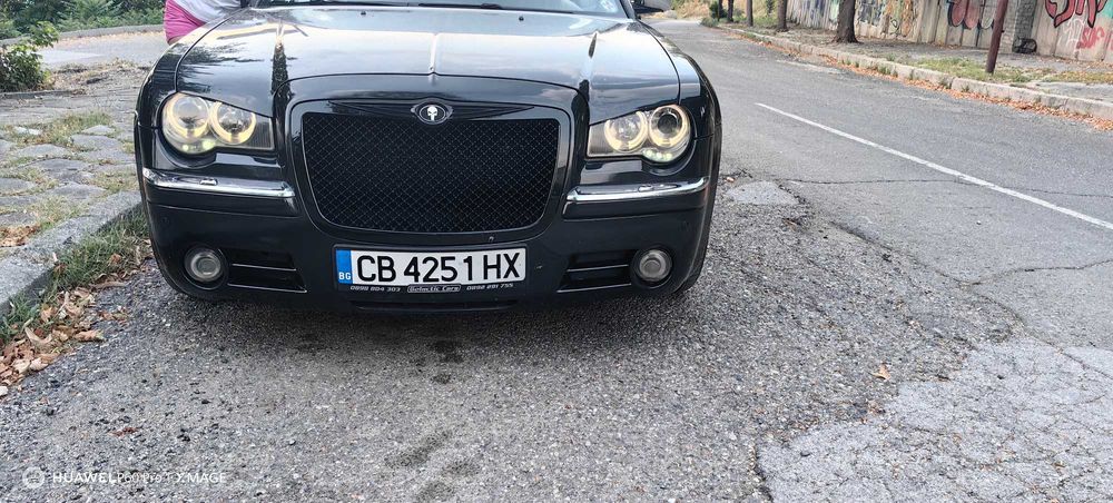 Chrysler 300c 3.5 V6 може и бартери за всичко