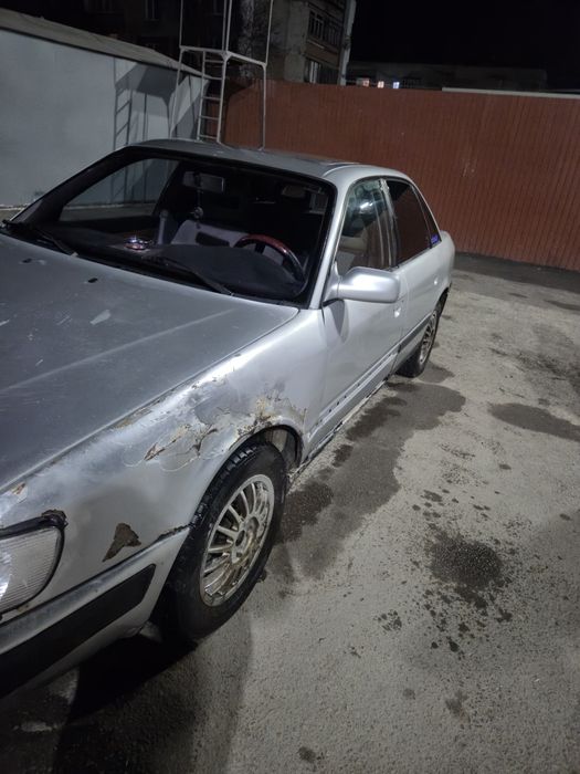 Продам ауди 100с4