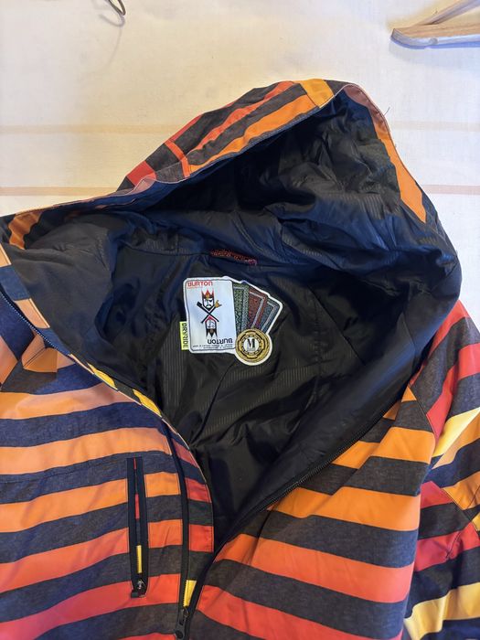 Vand costum Burton  (pantaloni +Geaca)