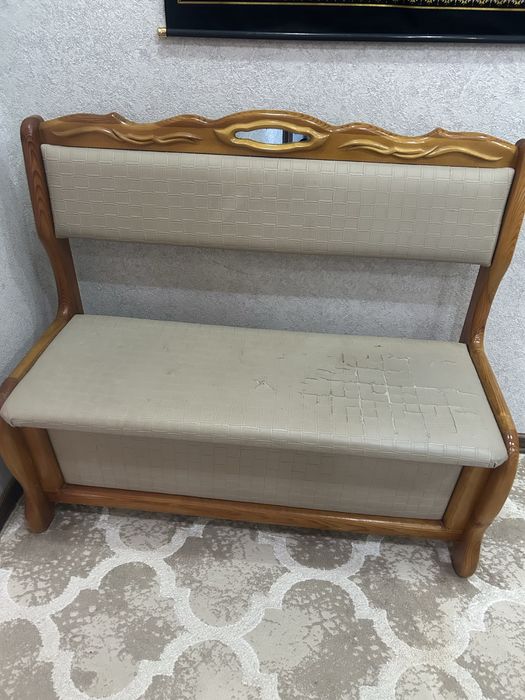 Продам маленький диван