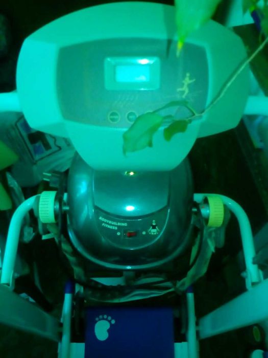 Продается беговая дорожка