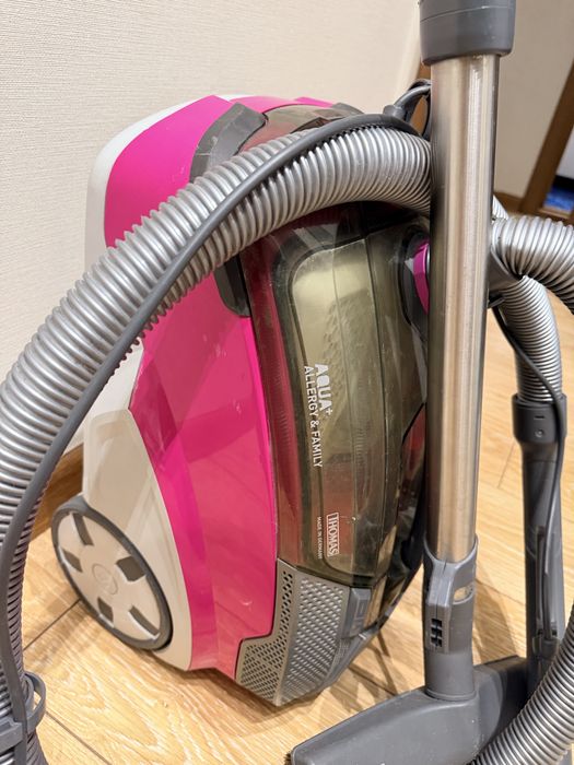 Пылесос Tomas AQUA+ Allergy & Family