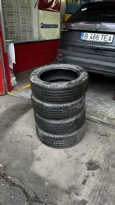 cauciucuri vara  205 55 r17 goodyear efficiency grip, folosite 3000 km