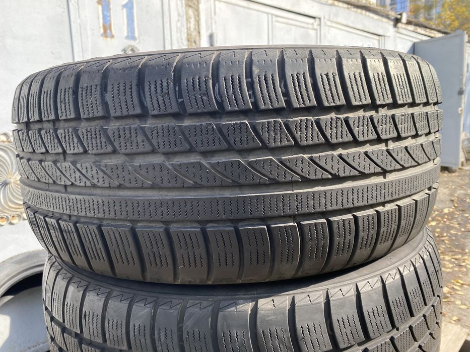 Шины 235/50/18 пара бу ханкок