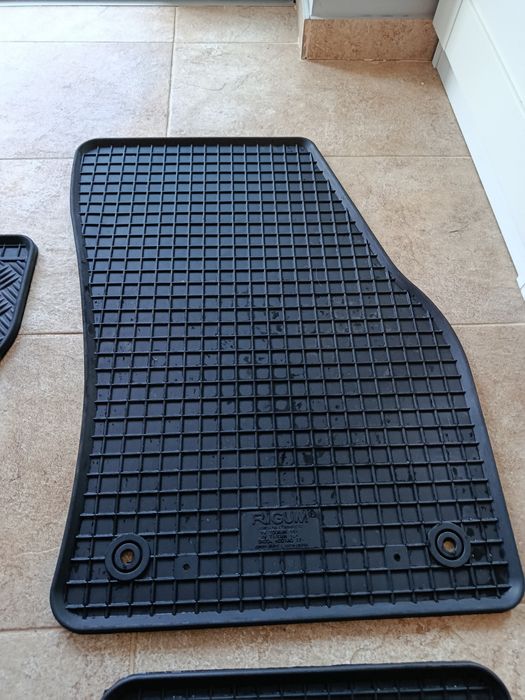 Covorașe, preșuri auto Rigum pentru Tiguan