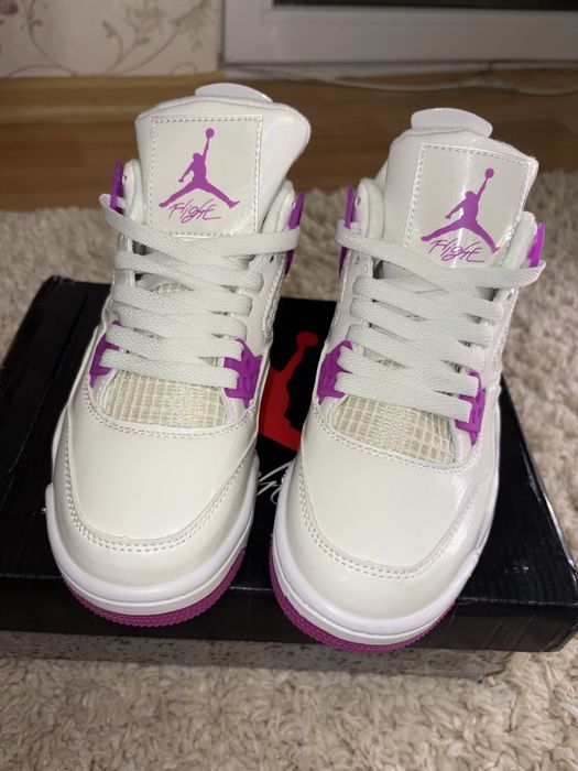 Air Jordan 4 Retro "Hyper Violet" marimea 37.5