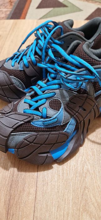 Уникални маратонки Camperlаb оригинални