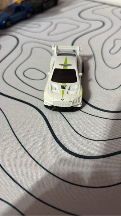 Машина хот вилс оригинал