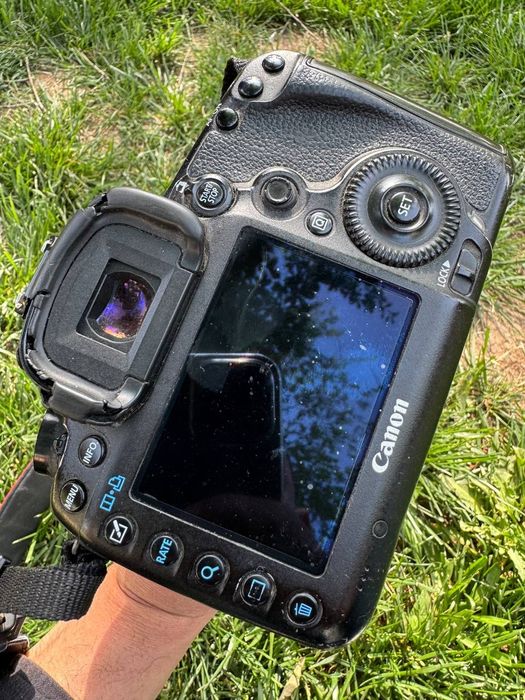 Canon mark 3 sotiladi