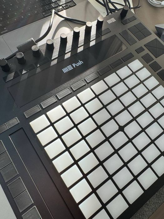 Продам Ableton Push 2