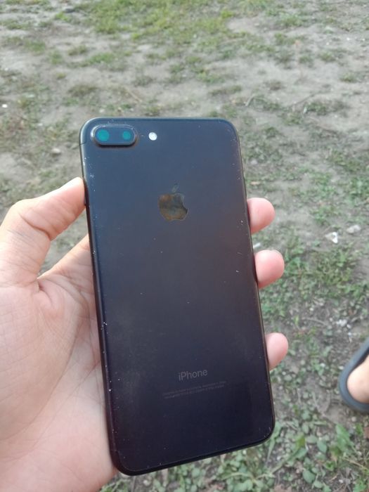 Iphone 7+ хорошом состояние