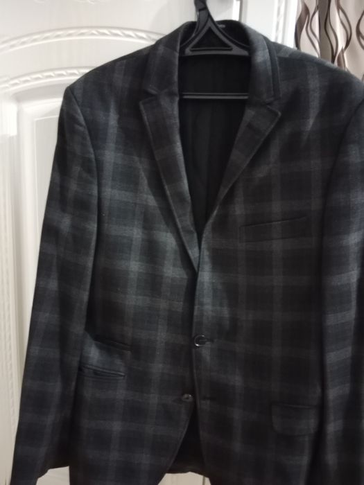 Пальто мужскоеее