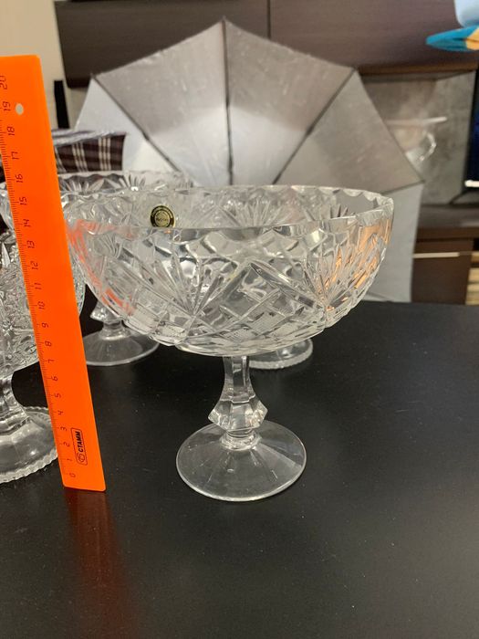 Вазочки на ножке